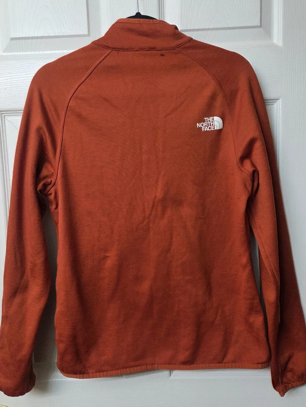 The North Face Orange Half-Zip Performance Fleece Pullover Size M.